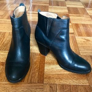 Sofft black leather booties